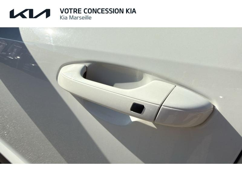 agency.seo.links.detann.title KIA Niro d’occasion à vendre à MARSEILLE chez CARAUTO SERVICES (Photo 16)